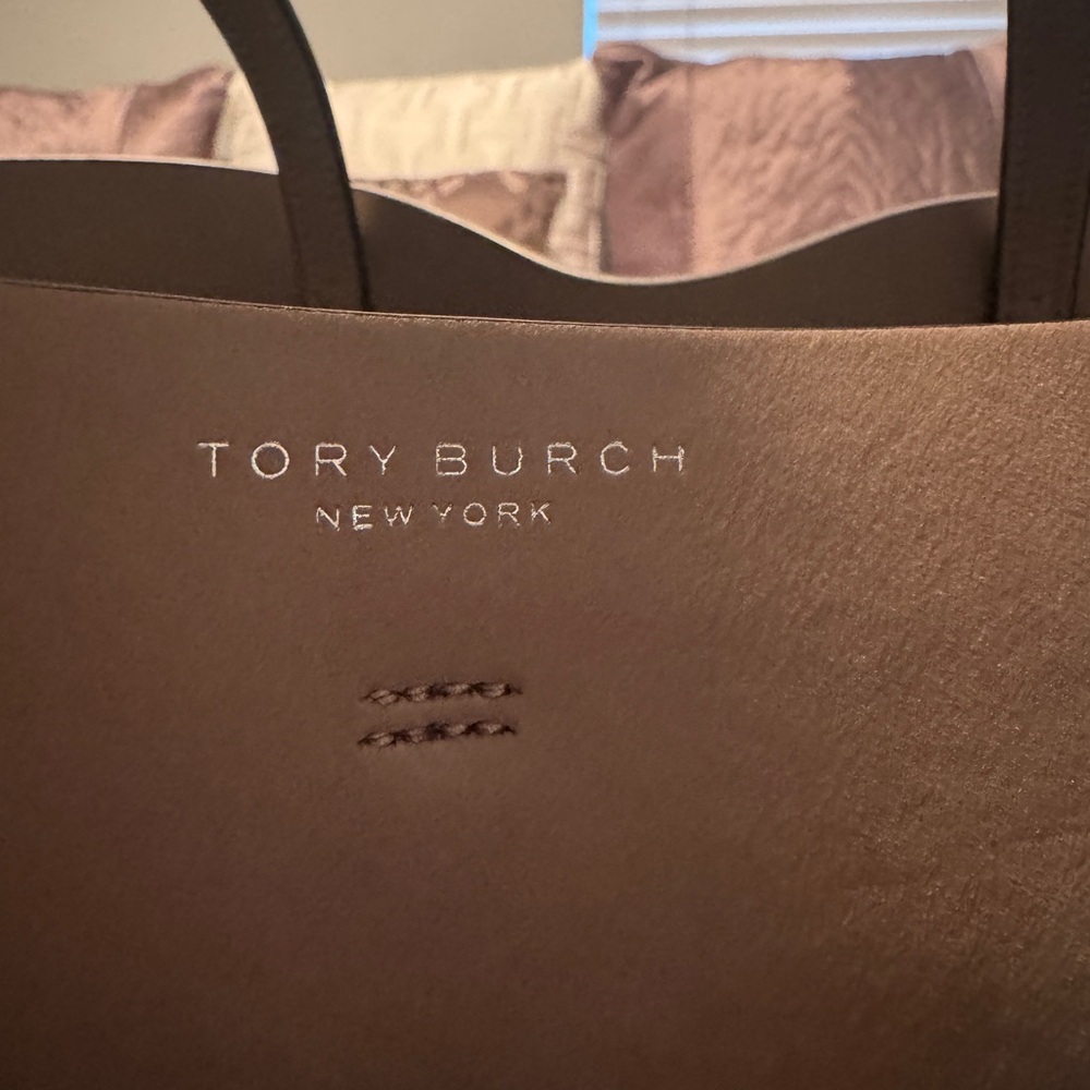 Authentic Tory Burch French Gray Suede and Leather Block T Tote Bag - Picture 2 of 10